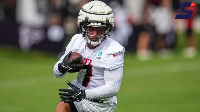 'Video thumbnail for Should Falcons’ Fans Be Worried About Bijan’s Workload Catching up to Him?'