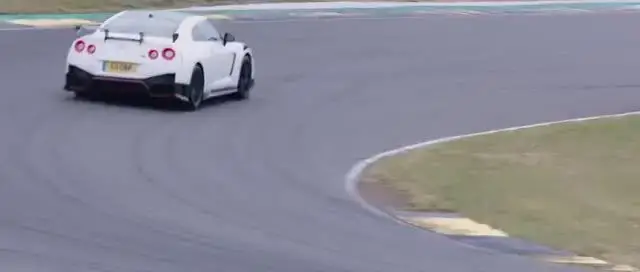 'Video thumbnail for Nissan GT-R Nismo – a fast goodbye to an icon | evo LEADERBOARD'