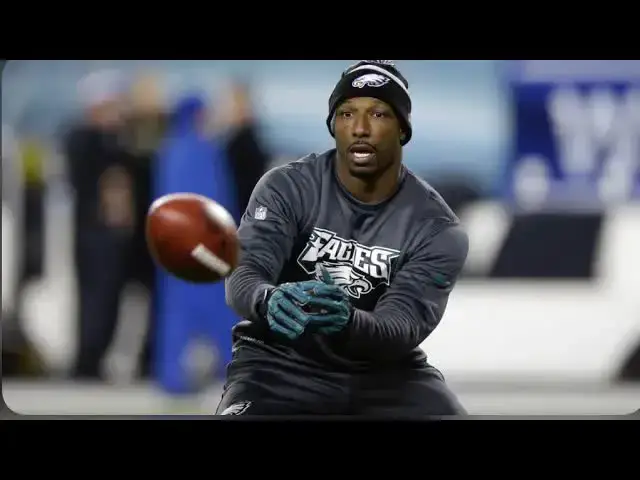 'Video thumbnail for Lord Brunson: eagles bring back jason avant! final thoughts on top 100 players, wentz & prescott'