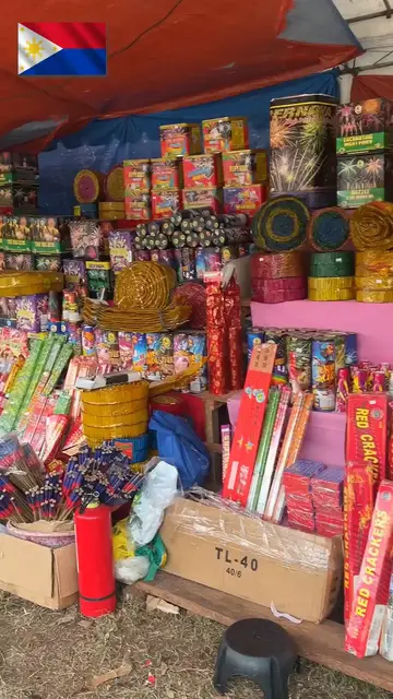 Video thumbnail for Filipino Christmas 2024 fireworks: Christmas goes off with a bang... #travel