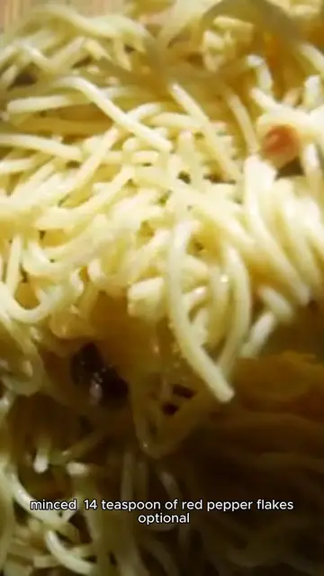 'Video thumbnail for easy pasta recipe'
