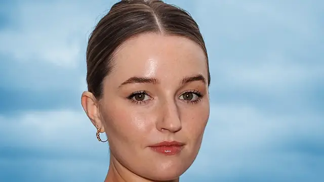 'Video thumbnail for The Revealing Truth Of The Last Of Us' Kaitlyn Dever'