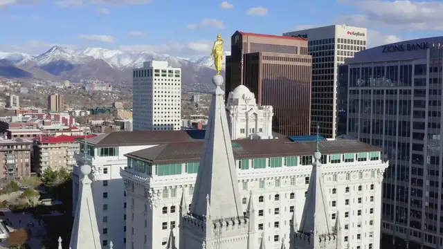 Video thumbnail for Mormon Women Unveiled
