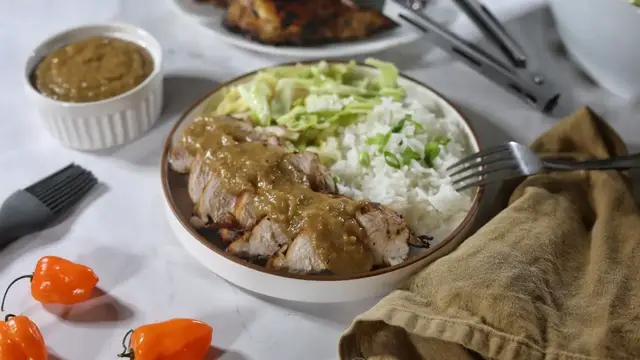 Video thumbnail for Mango Habanero Grilled Chicken Recipe