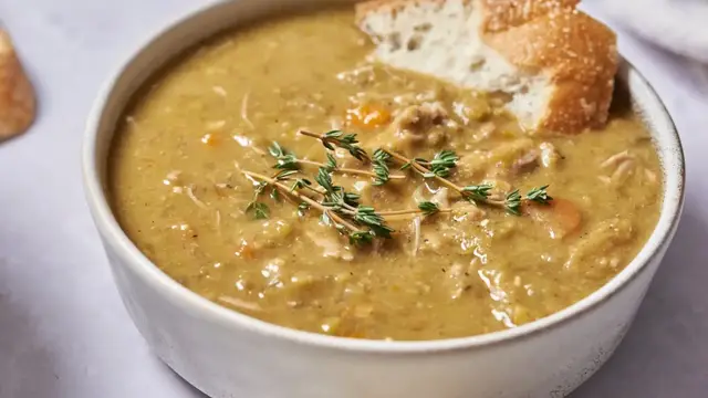 Video thumbnail for Chunky Slow Cooker Split Pea Soup Recipe