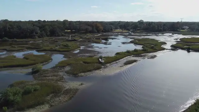 Video thumbnail for Father and 9-Year-Old Son Killed After Watercraft Slams into Concrete Seawall at 'High' Speed in Florida
