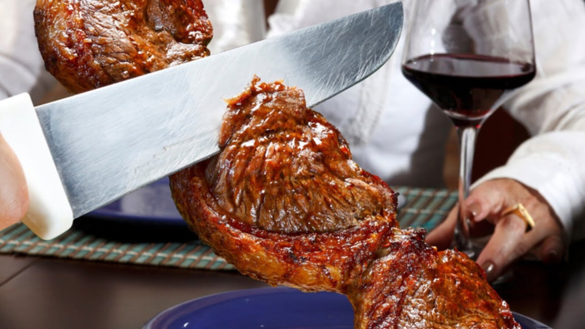 Video thumbnail for What You Should And Shouldn't Be Eating At Brazilian Steakhouses