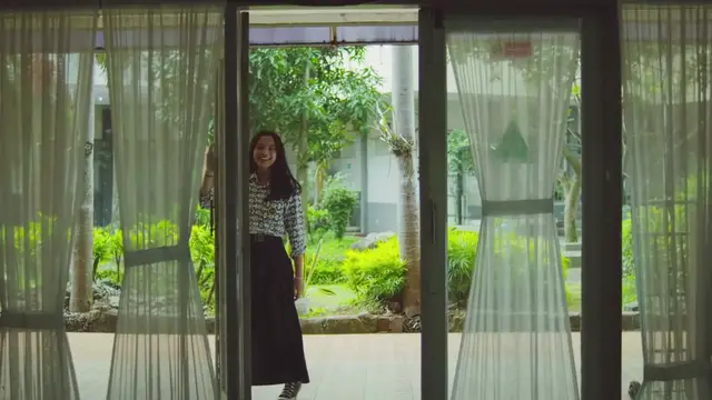 Video thumbnail for Curtain Ideas for Windows