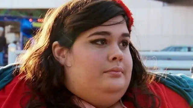 Video thumbnail for Amber Rachdi's Weight Loss Transformation Is Seriously Stunning