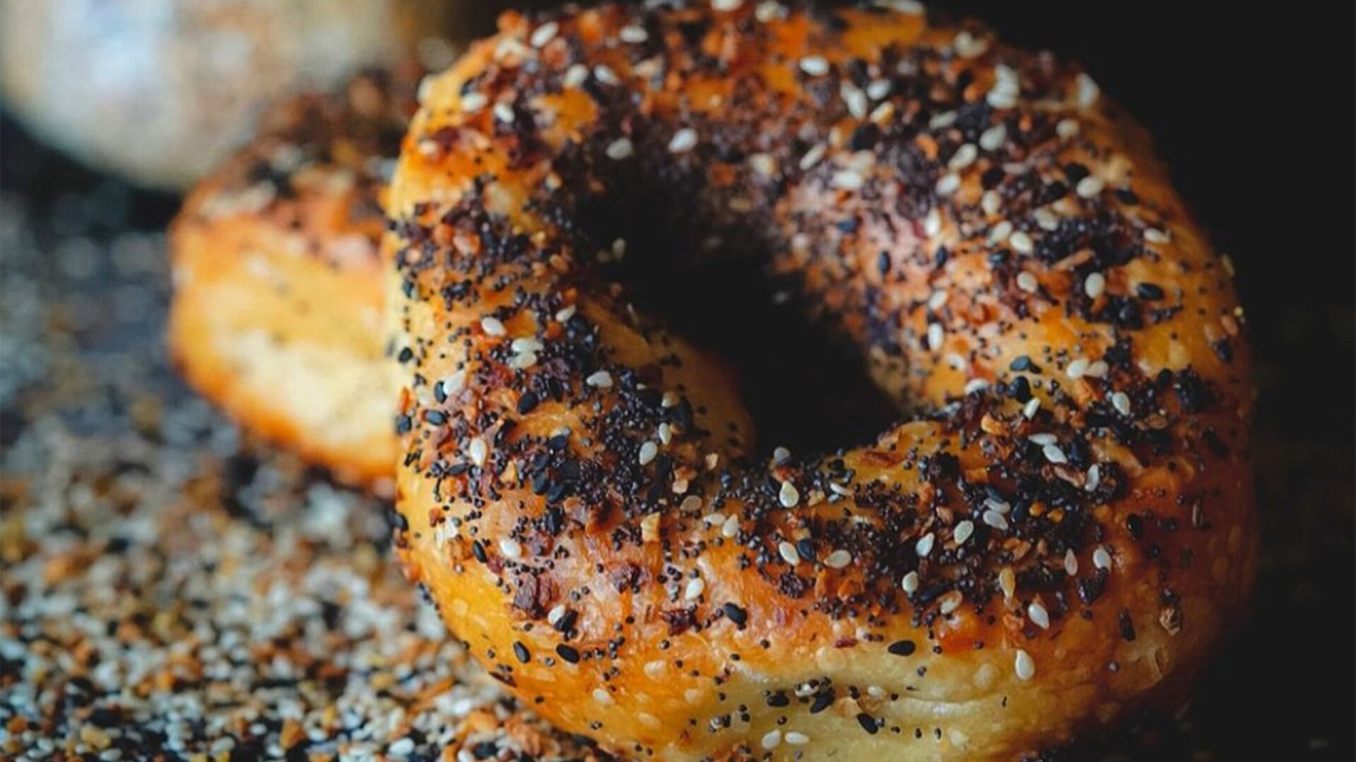 Video thumbnail for The Best Bagel Shops In Every State, According To Online Reviews