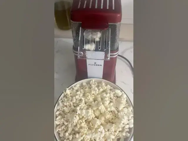 Video thumbnail for Popcorn patlamış mısır siz makina ile mi yoksa ocakta mı tercih edersiniz