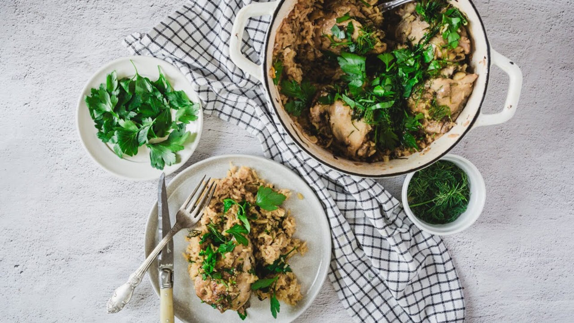 Video thumbnail for 1-Pot Aromatic Chicken Thighs And Rice Recipe