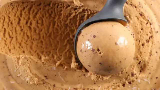 Video thumbnail for Ranking 15 Coffee Ice Cream Flavors From Popular Brands
