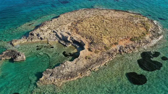 Video thumbnail for These Mysterious Underwater Cities Are Incredible