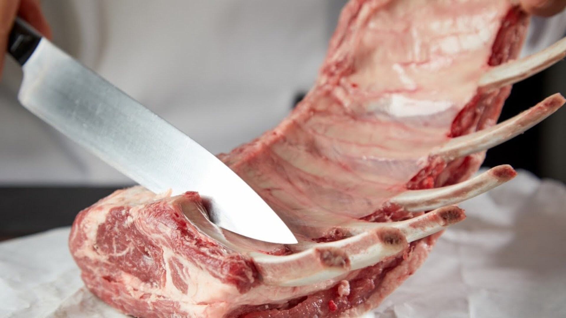 Video thumbnail for Mistakes Everyone Makes When Cooking Ribs