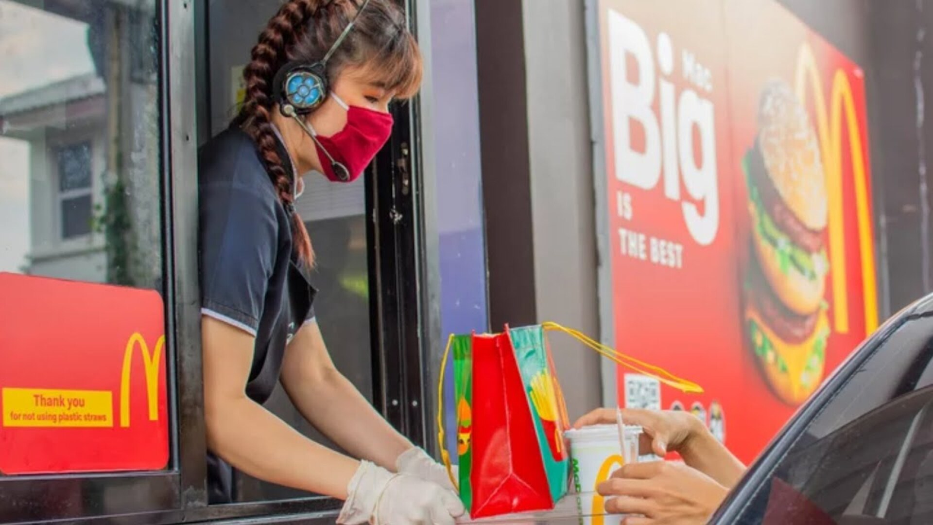 Video thumbnail for The Unspoken Drive-Thru Rule You Should Never Break