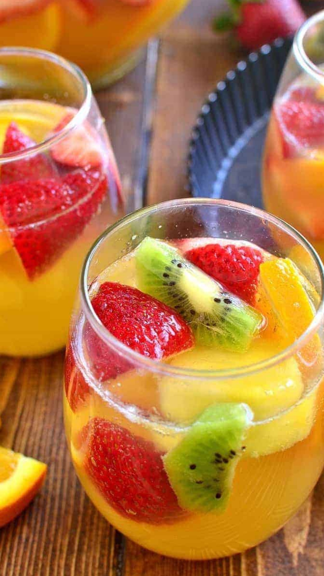 Video thumbnail for Let's Make Tropical Sangria