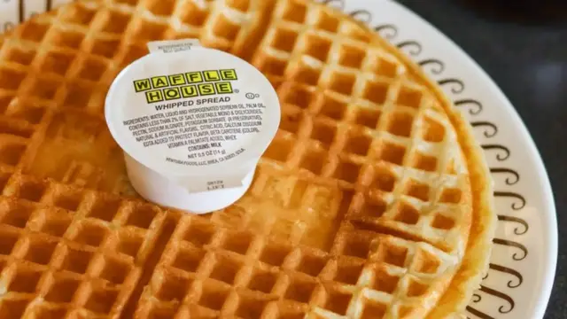 'Video thumbnail for Workers Reveal What It's Really Like To Work At Waffle House'