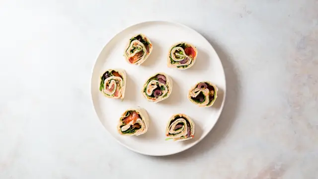 Video thumbnail for Tomato Basil Pinwheels Recipe