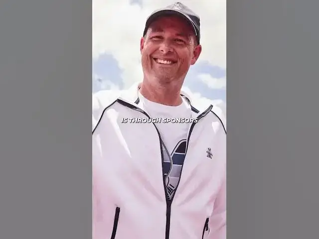 Video thumbnail for How much can you make as a professional pickleball player?