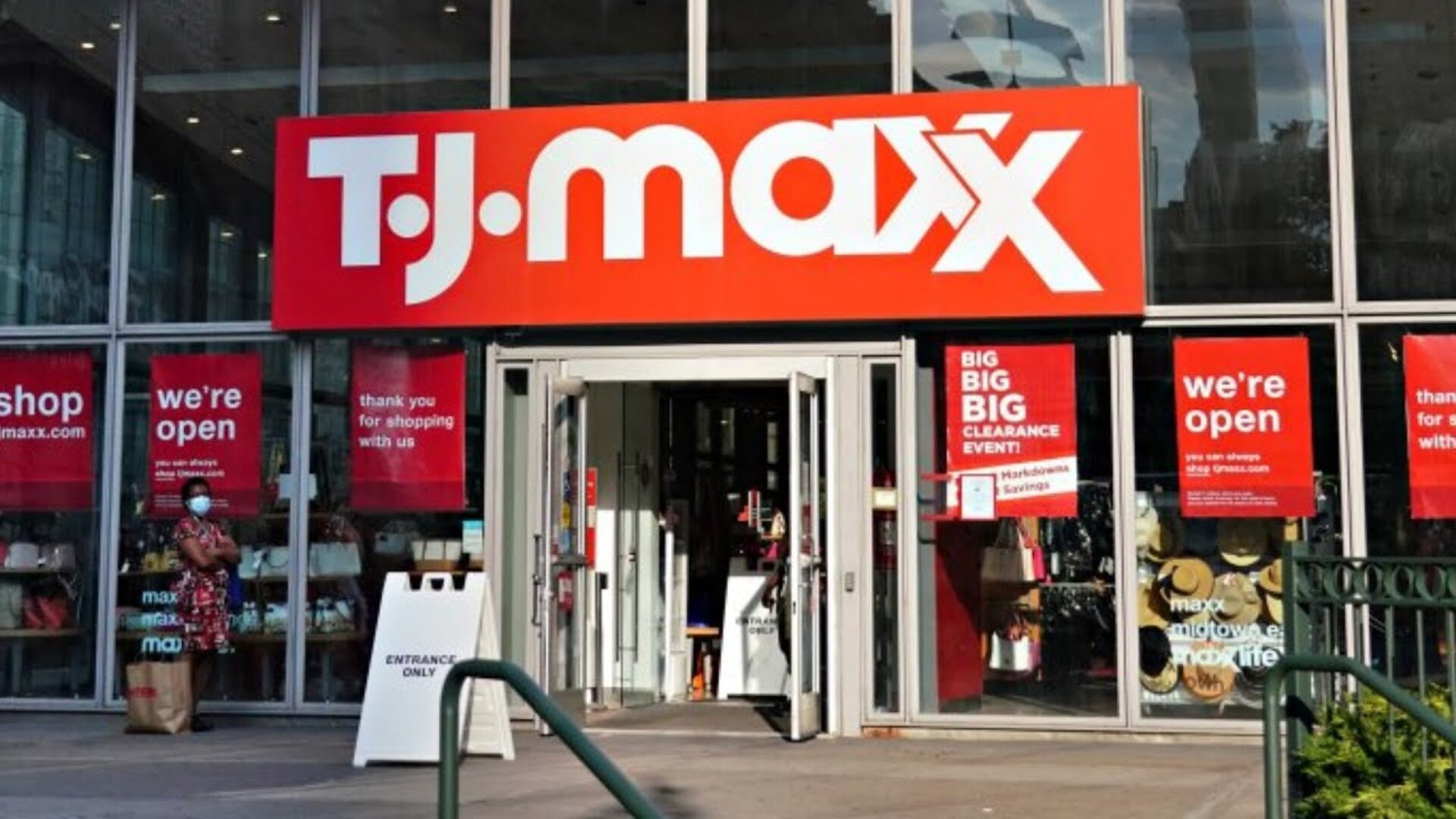 Video thumbnail for The Foods You Should Always Buy At TJ Maxx