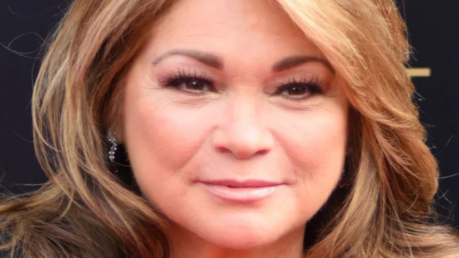 Video thumbnail for Valerie Bertinelli Revealed The Rudest Celebrity She's Ever Met