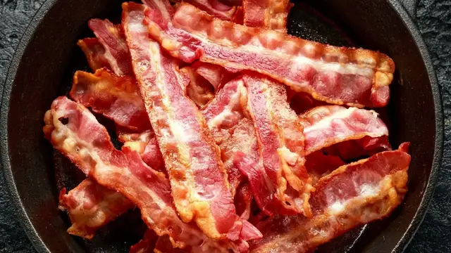 Video thumbnail for The Real Reason Bacon Tastes So Much Better At Restaurant