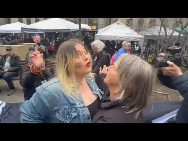 Video thumbnail for BREAKING: Massive Banner Unveiled In Front of Manhattan Courthouse as Protesters Clash