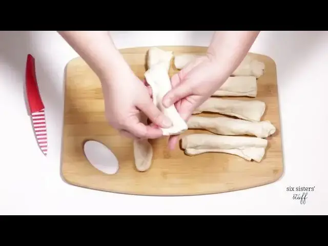 'Video thumbnail for Easy Cheesy Sticks Recipe'
