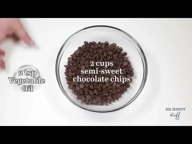 'Video thumbnail for Monkey Tails Chocolate Covered Bananas'