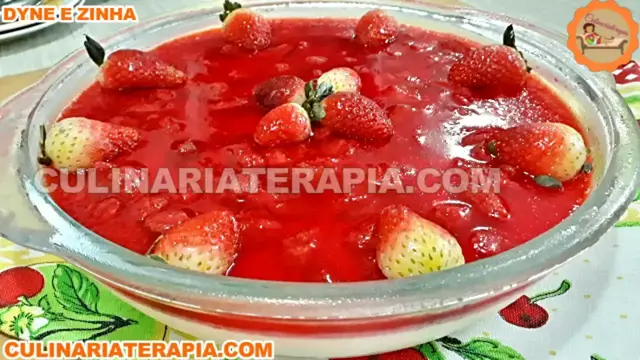 Video thumbnail for Morango do Amor Cremoso – Sobremesa Gelada Fácil e Deliciosa