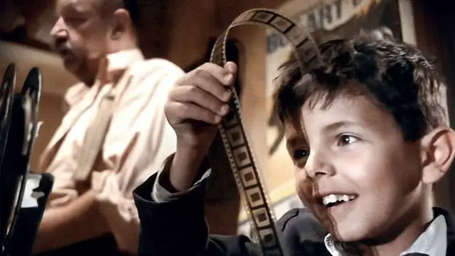 Video thumbnail for Cinema Paradiso: resumen de la película, video blog
