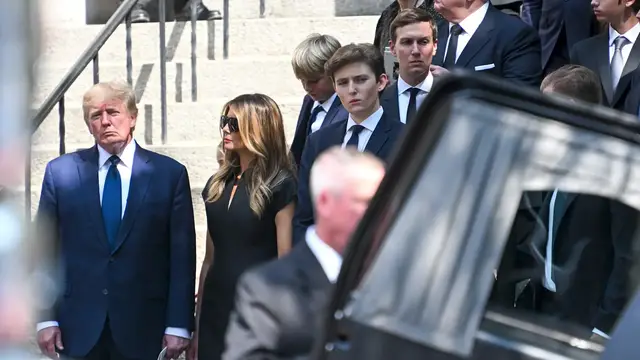 'Video thumbnail for Heartbreaking Details Are Emerging About Barron Trump's Life'