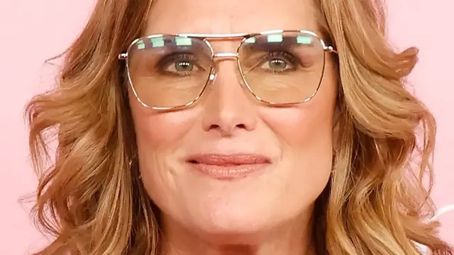 'Video thumbnail for The Heartbreaking Life Of Brooke Shields'