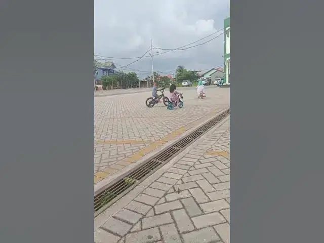 Video thumbnail for Fun Bike #bikelover #bikelife #biker #toodlers #fyp #youtubeshorts