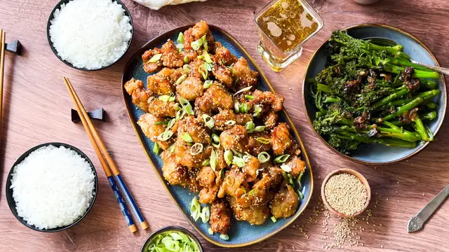 Video thumbnail for 1-Wok Sesame Chicken Recipe