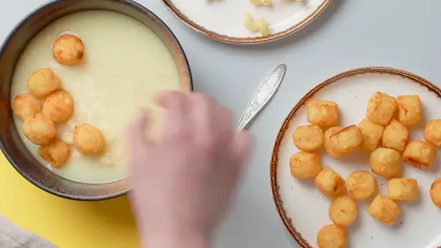 Video thumbnail for Traditional Stuffing Recipe: A Thanksgiving Favorite