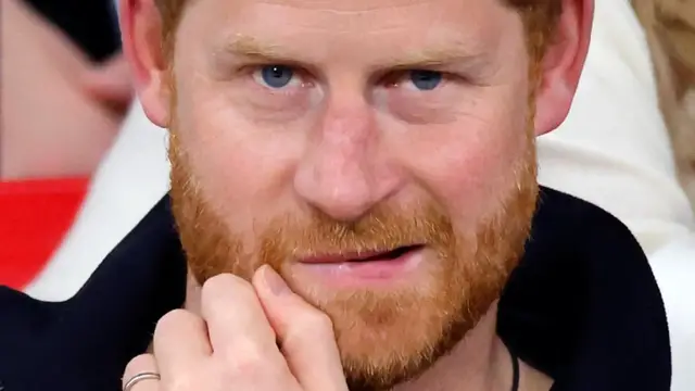 Video thumbnail for Inappropriate Outfits Worn By Prince Harry