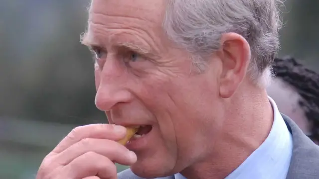 Video thumbnail for The Royal Dining Rule No One Is Allowed To Break