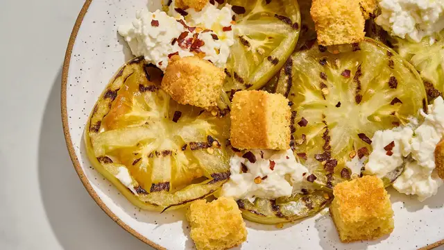 Video thumbnail for Grilled Green Tomato Salad Recipe