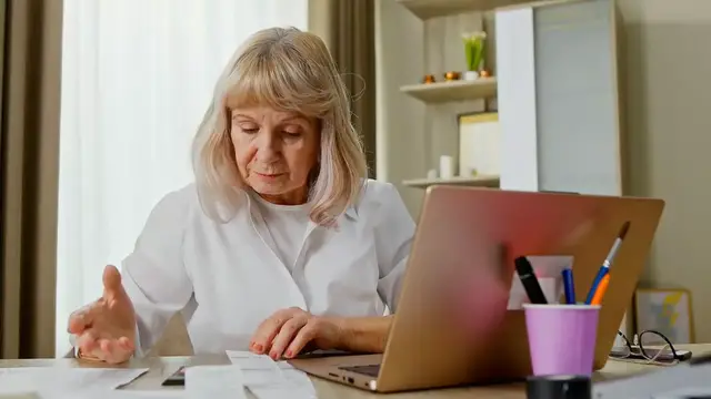 Video thumbnail for What Is the Average Cost of College (And How to Reduce Costs!)