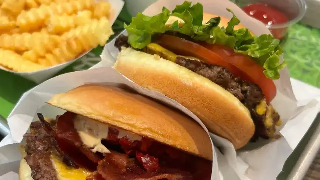 Video thumbnail for Visit The First Shake Shack & Be Amazed How Much Has Changed
