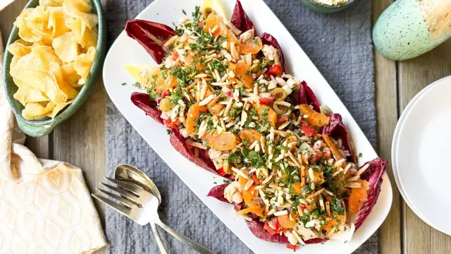 'Video thumbnail for Spanish-Inspired Tuna Salad With White Beans And Oranges Recipe'