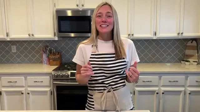 Video thumbnail for 10 Easy and Delicious Super Bowl Party Appetizers  superbowlfood(720P HD)