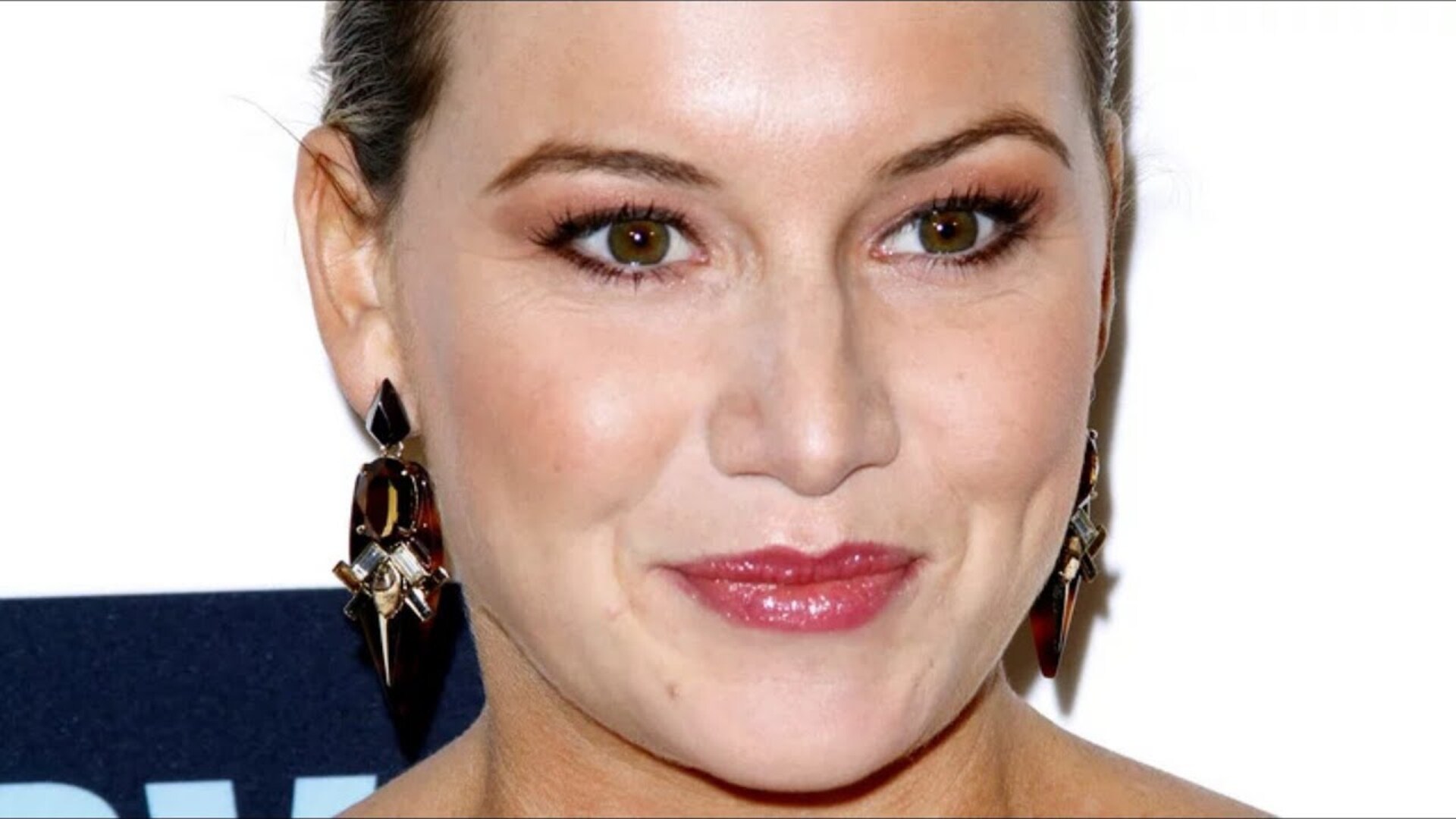 Video thumbnail for A Guide To The Most Scandalous Relationship Drama On Below Deck