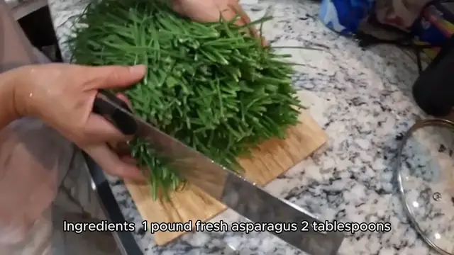 Video thumbnail for Grilled Asparagus Recipe