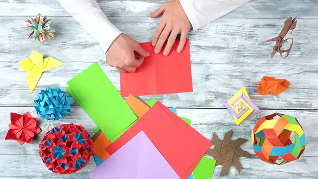 Video thumbnail for Master the Art of an Easy-to-Fold Origami Rose – Quick & Stunning DIY Tutorial!