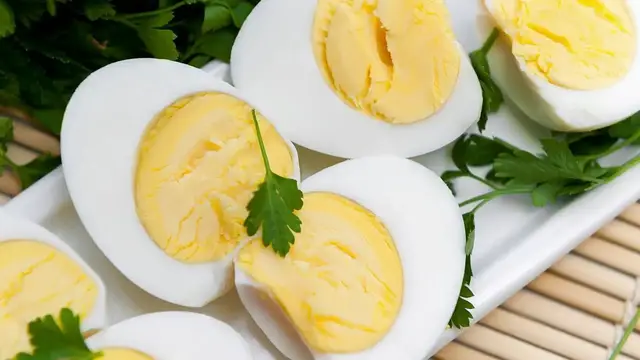 Video thumbnail for Breakfast Tricks You'll Wish You Knew Before