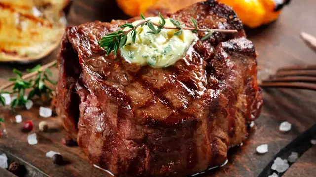 Video thumbnail for The Absolute Worst Things To Serve With Steak