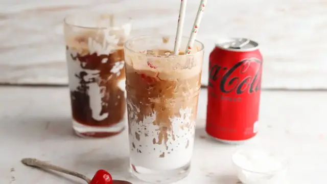 Video thumbnail for Fluffy Vanilla Cherry Coke Recipe